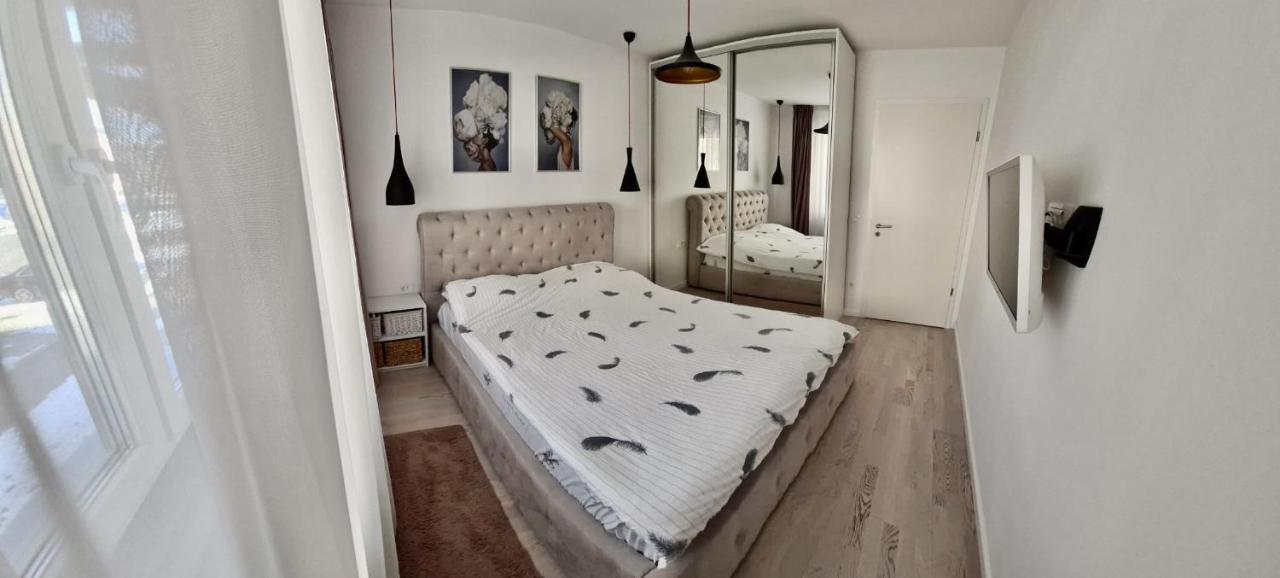 Apartament Coresimall Lejlighed Braşov Eksteriør billede