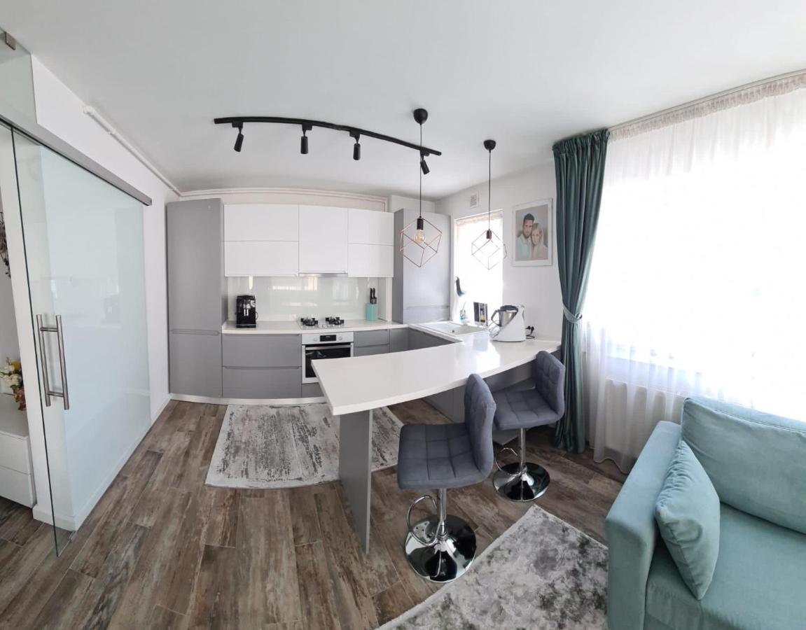 Apartament Coresimall Lejlighed Braşov Eksteriør billede